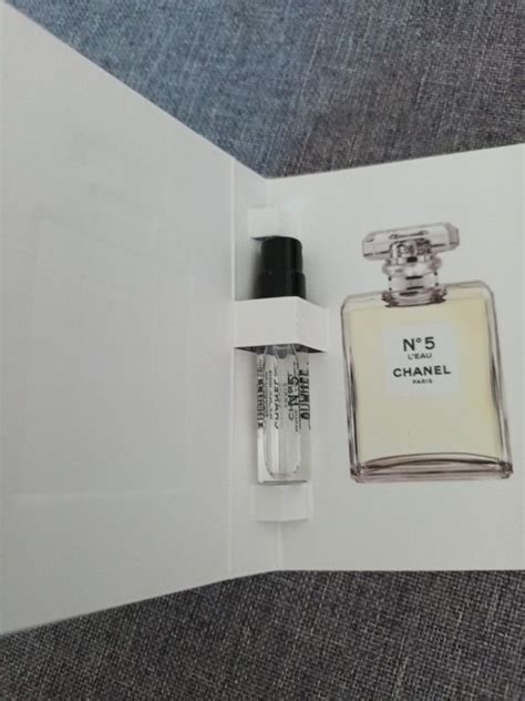 chanel no 5 note|chanel no 5 sample size.